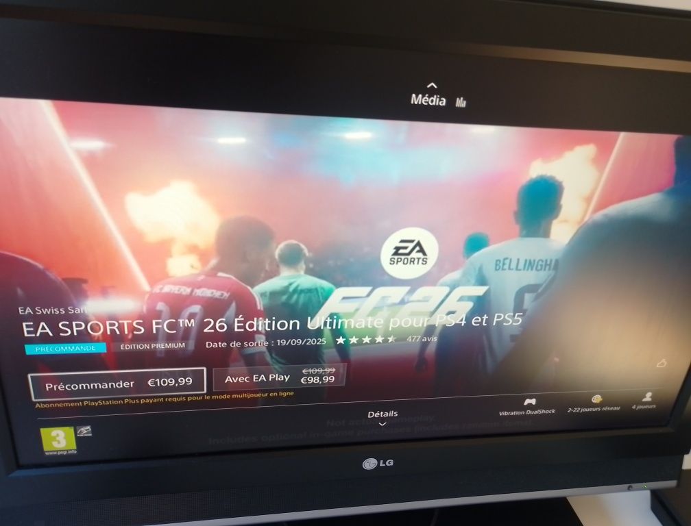 Playstation 4 Slim como novo com 500gb comando original 
Um comando So