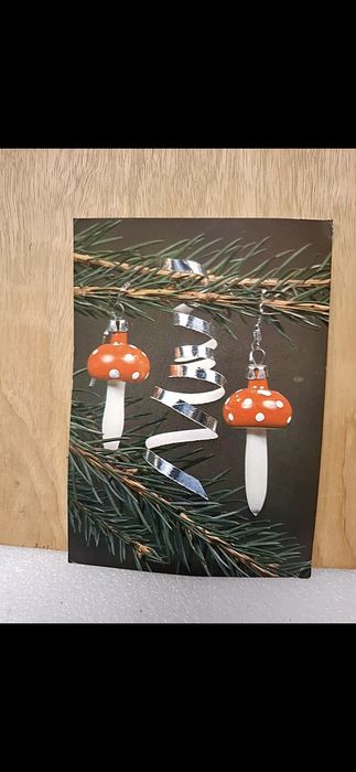 Bombki muchomorki pocztówka świąteczna prl