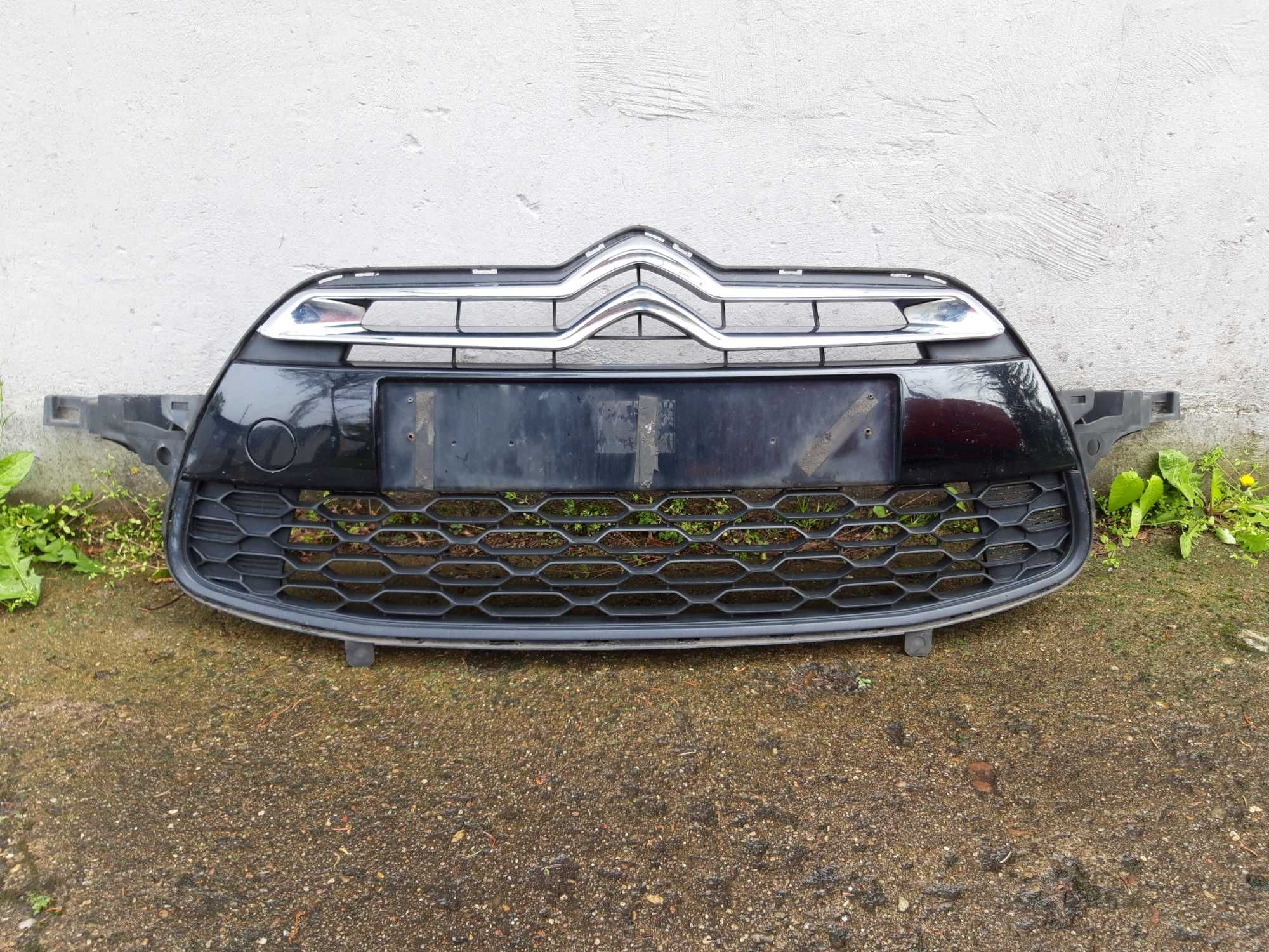 Citroen DS3 10-16 atrapa zderzaka grill chrom bardzo ladna