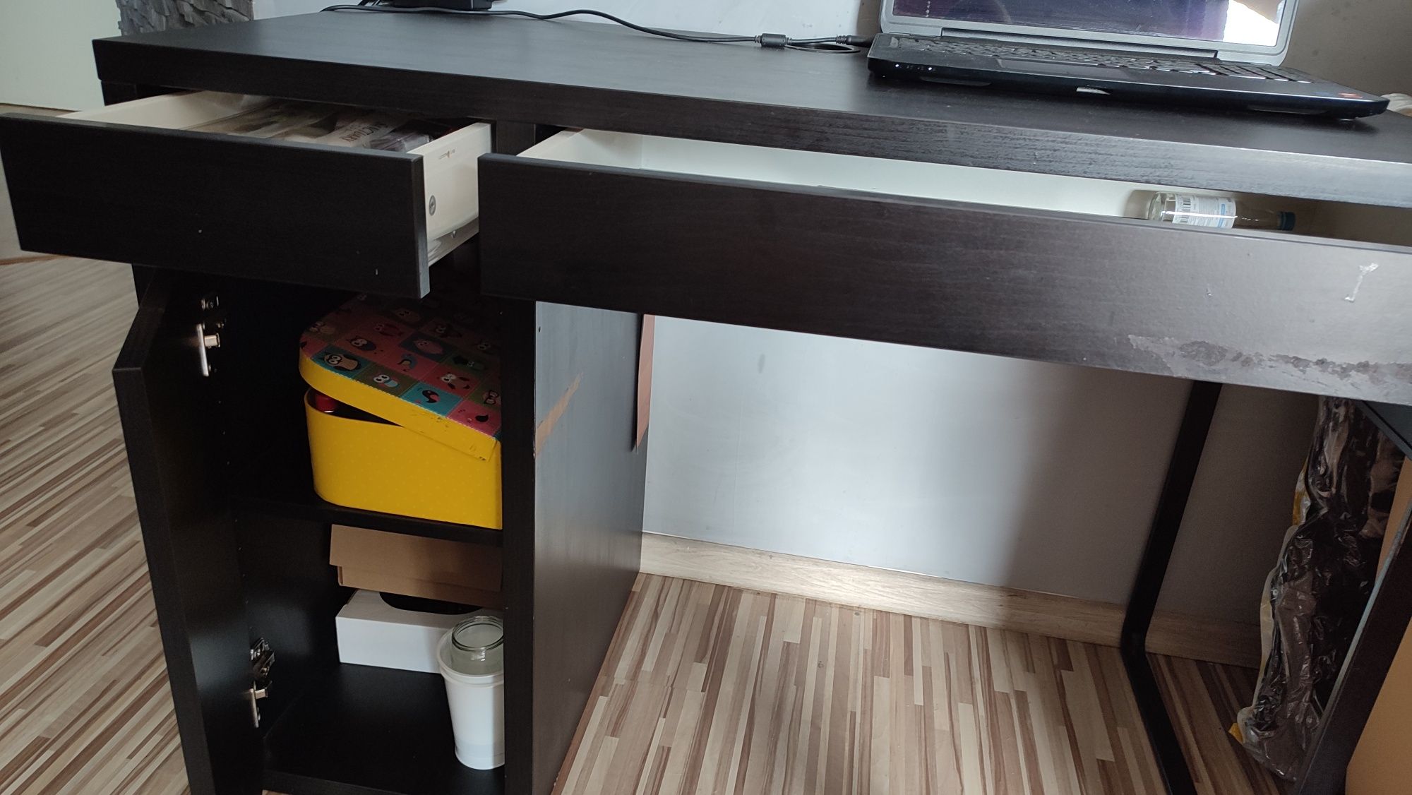 Biurko komputerowe albo dla manicure IKEA