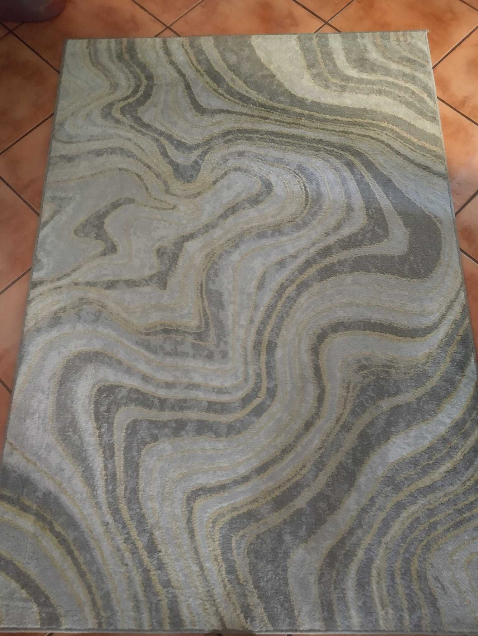 Vendo três carpetes