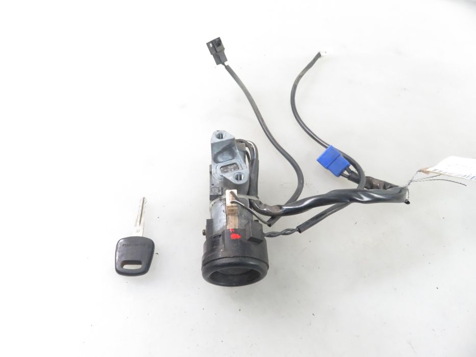 Stacyjka Subaru Legacy III 88215ae000