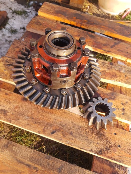 Планітарка Диференціал мТз 80 задній міст МТЗ 82 дифференциал МТЗ80