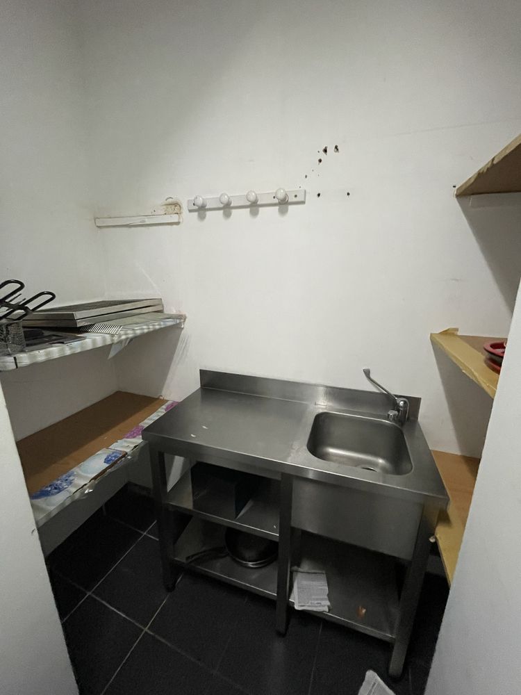 Loja para arrendar centro leiria