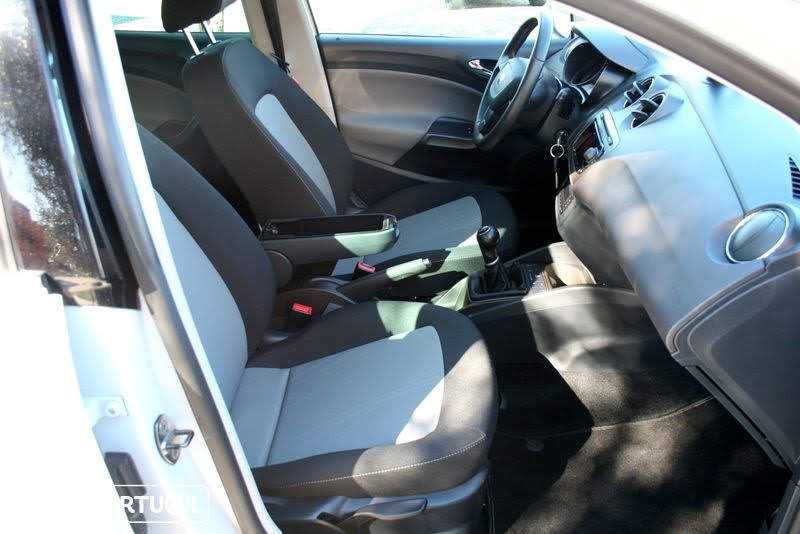 Seat Ibiza Style 1.2 TDI Xenon Navegação (Kit FR)