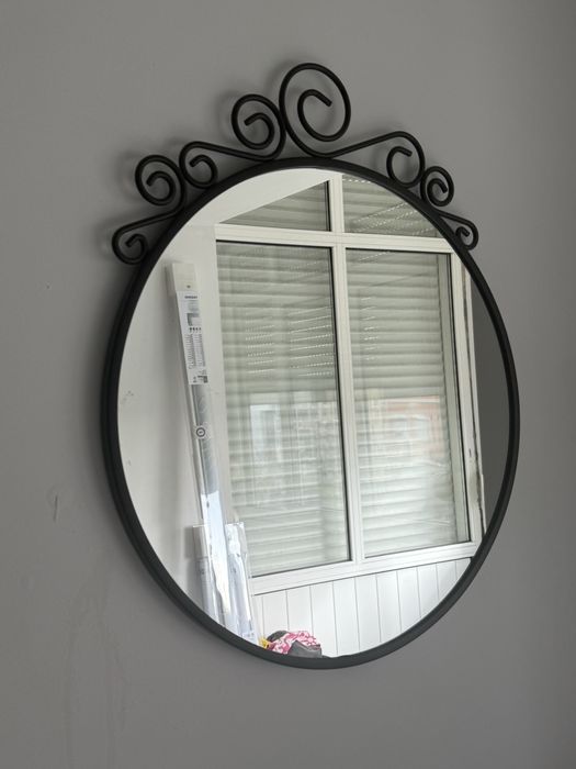 Espelho Preto com detalhes