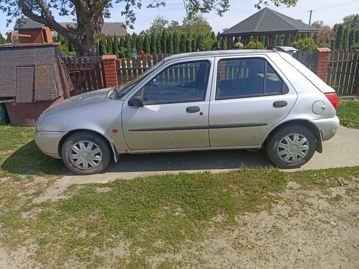 Ford Fiesta 98 1.2 gaz