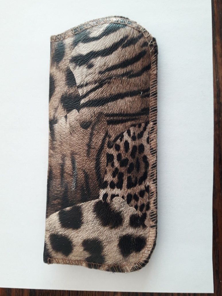 Etui na okulary dwie sztuki