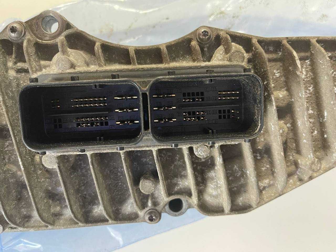 310320749R Блок керування АКПП EDC DC4 Renault Megane 3 Scenic 3