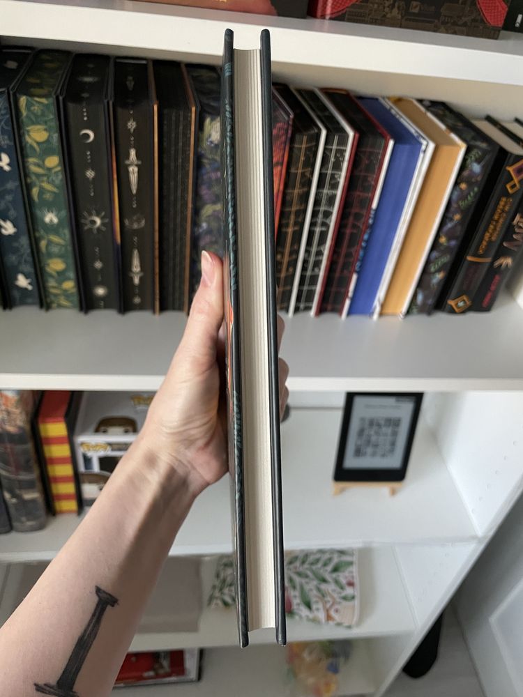 Продам книгу «Убивця лісу»