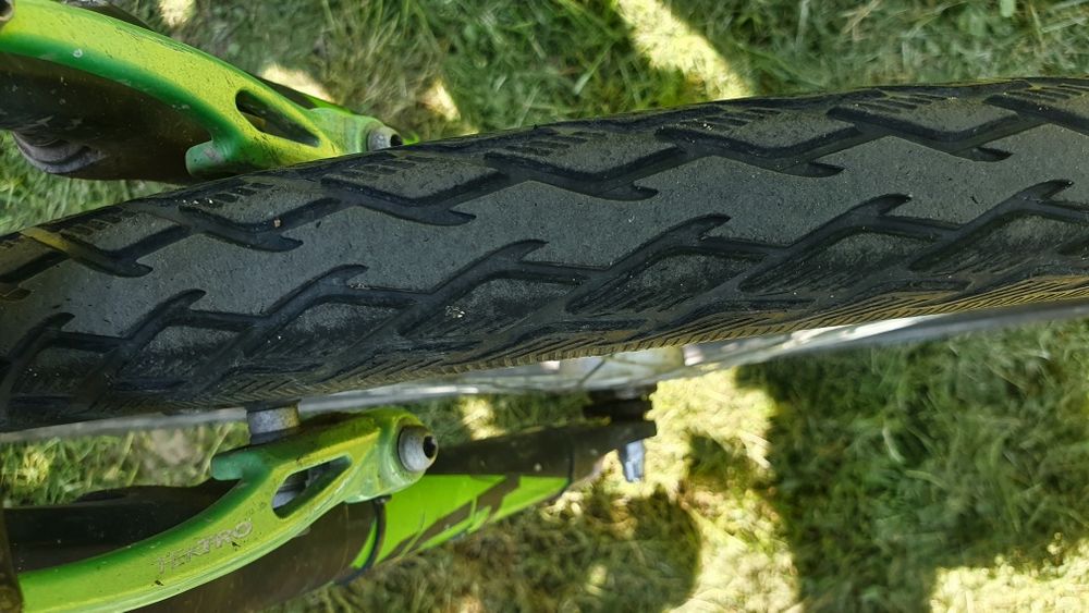 Антипрокольна велопокришка Schwalbe Marafon Green 26×2.0