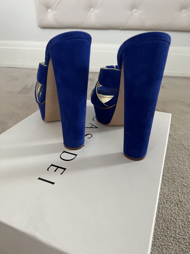 Casadei klapki 40