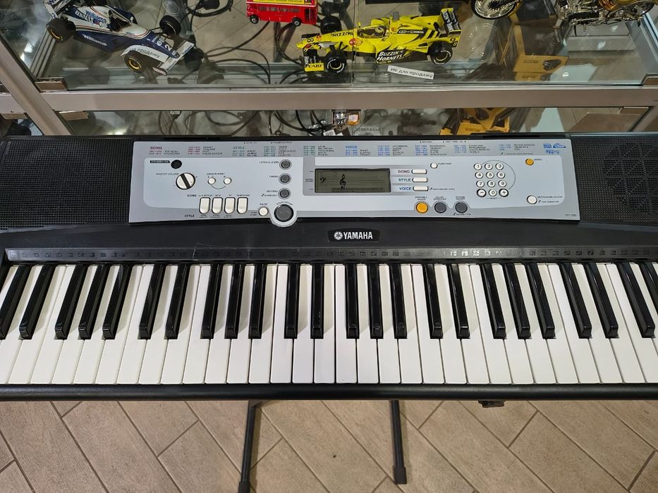 Синтезатор Yamaha YPT 200 Магазин