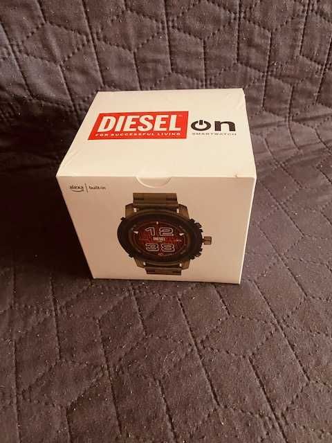Diesel Смарт годинник Smartwatch Griffed DZT2042