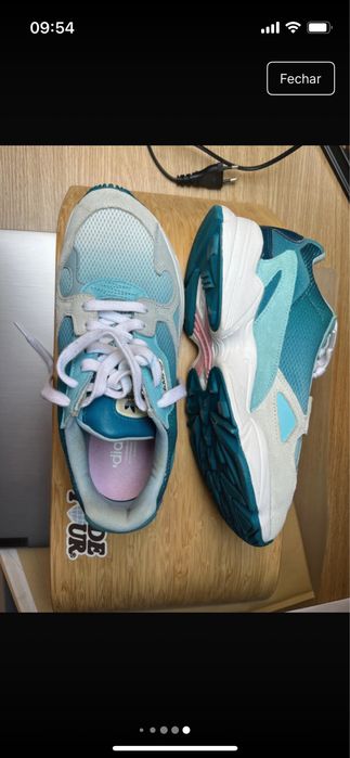 Adidas Falcon degradê azul