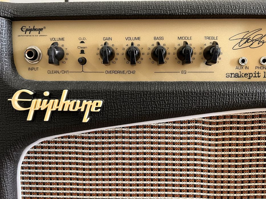 Amplificador Epiphone Slash SnakePit 15G