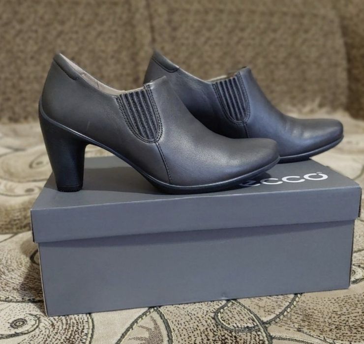 Демісезонні сапожки, ботільони Ecco Sculpture 65. Оригінал. 38 розмір.