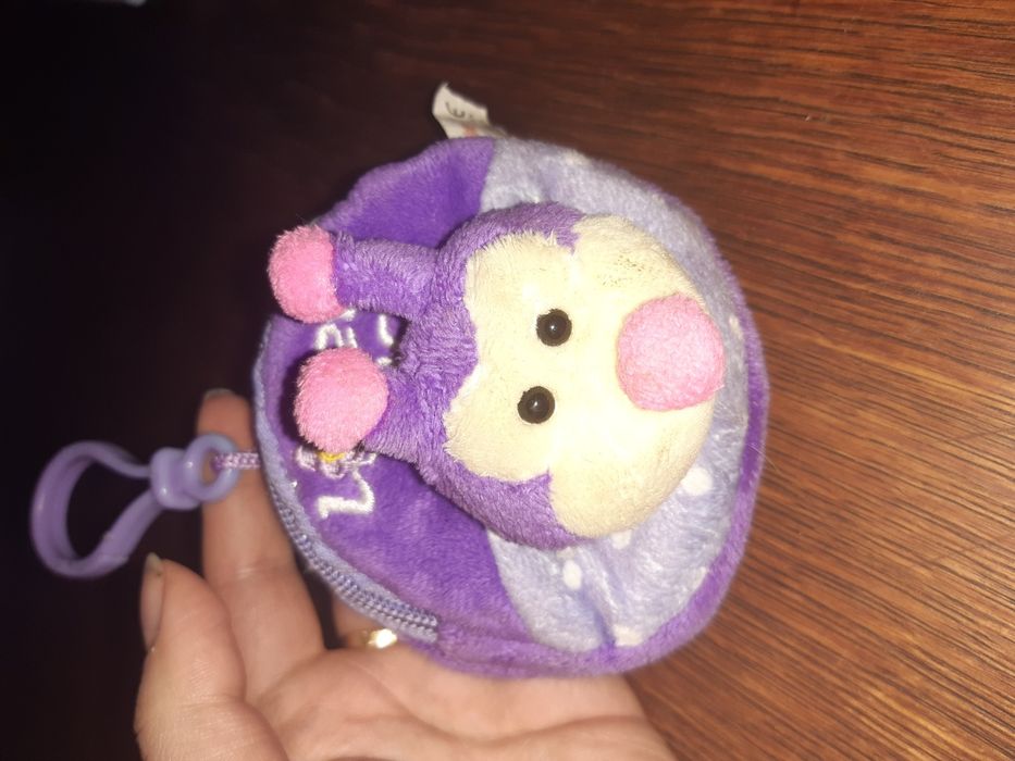 Portfelik przypinany pluszowy