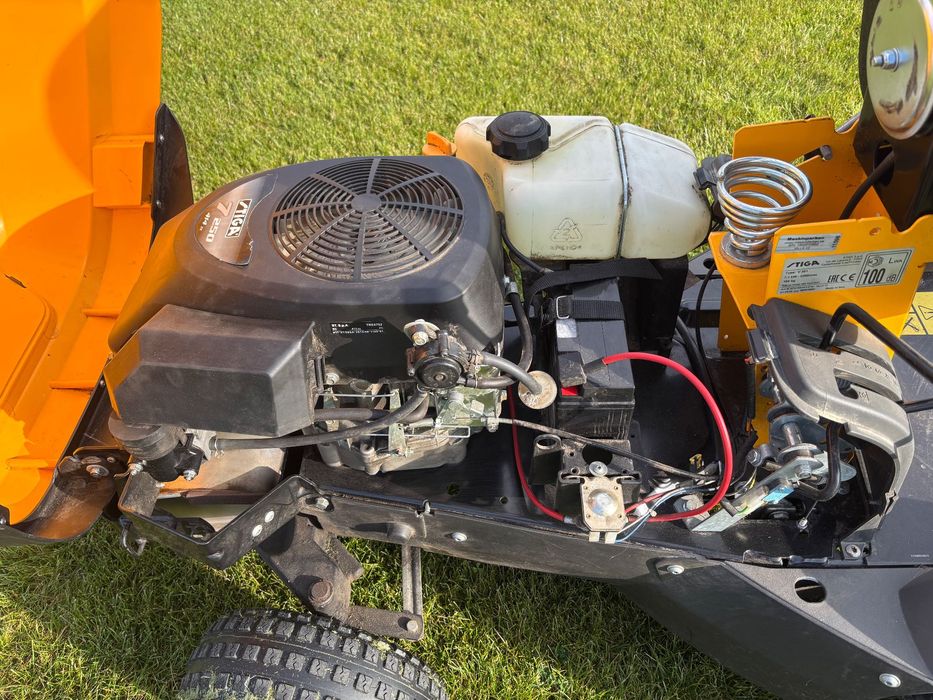 Traktorek Stiga Villa 12