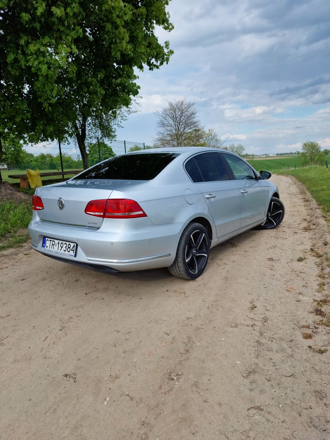 Volkswagen Passat B7 2.0tdi 2 komplety kół, nawigacja, bluetooth,klima