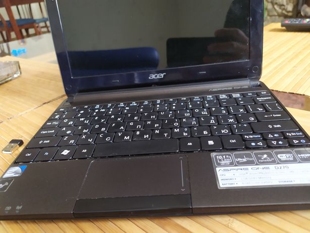 Acer  Aspire One-D270 3G