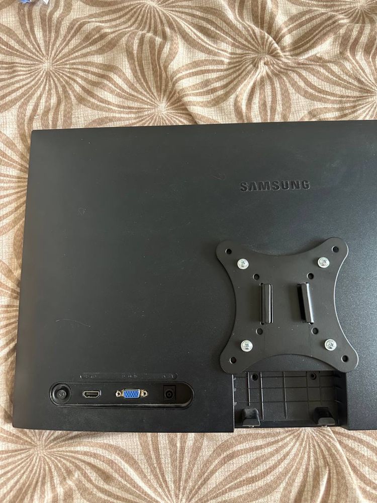 Монітор Samsung LS24R350FHI