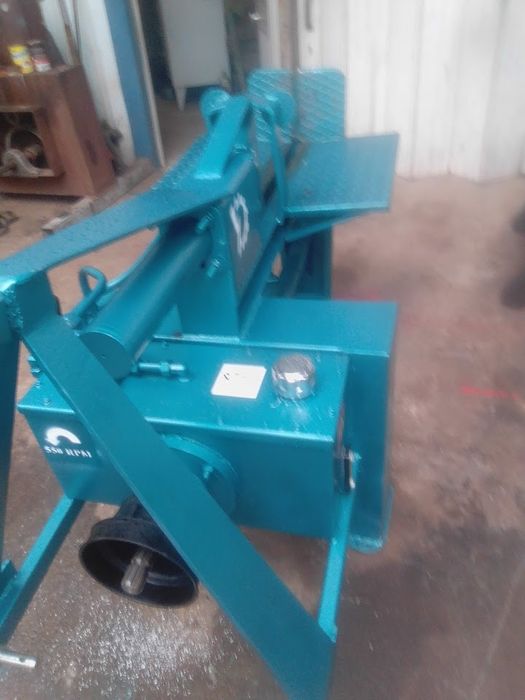 Rachador de Lenha a trator