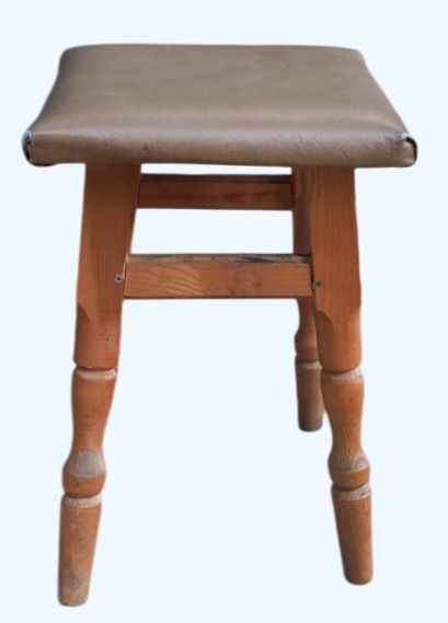 Стіл журнальний, стіл цікавий, тумба, комод, тумба, стіоець