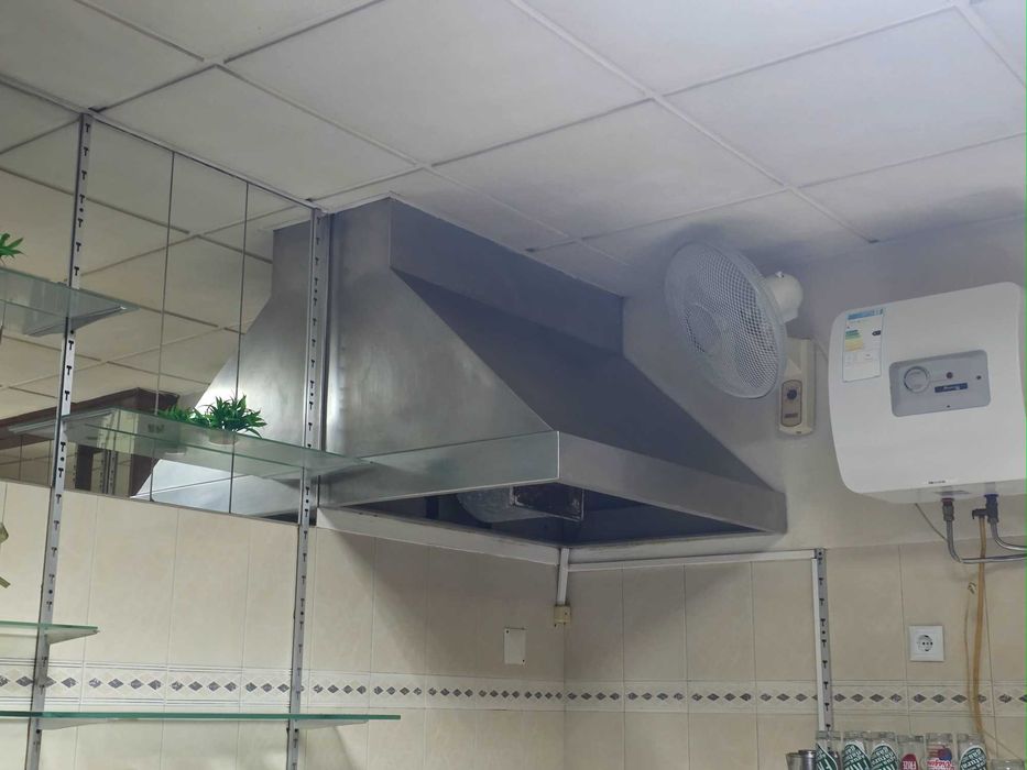 Exaustor com chaminé de inox