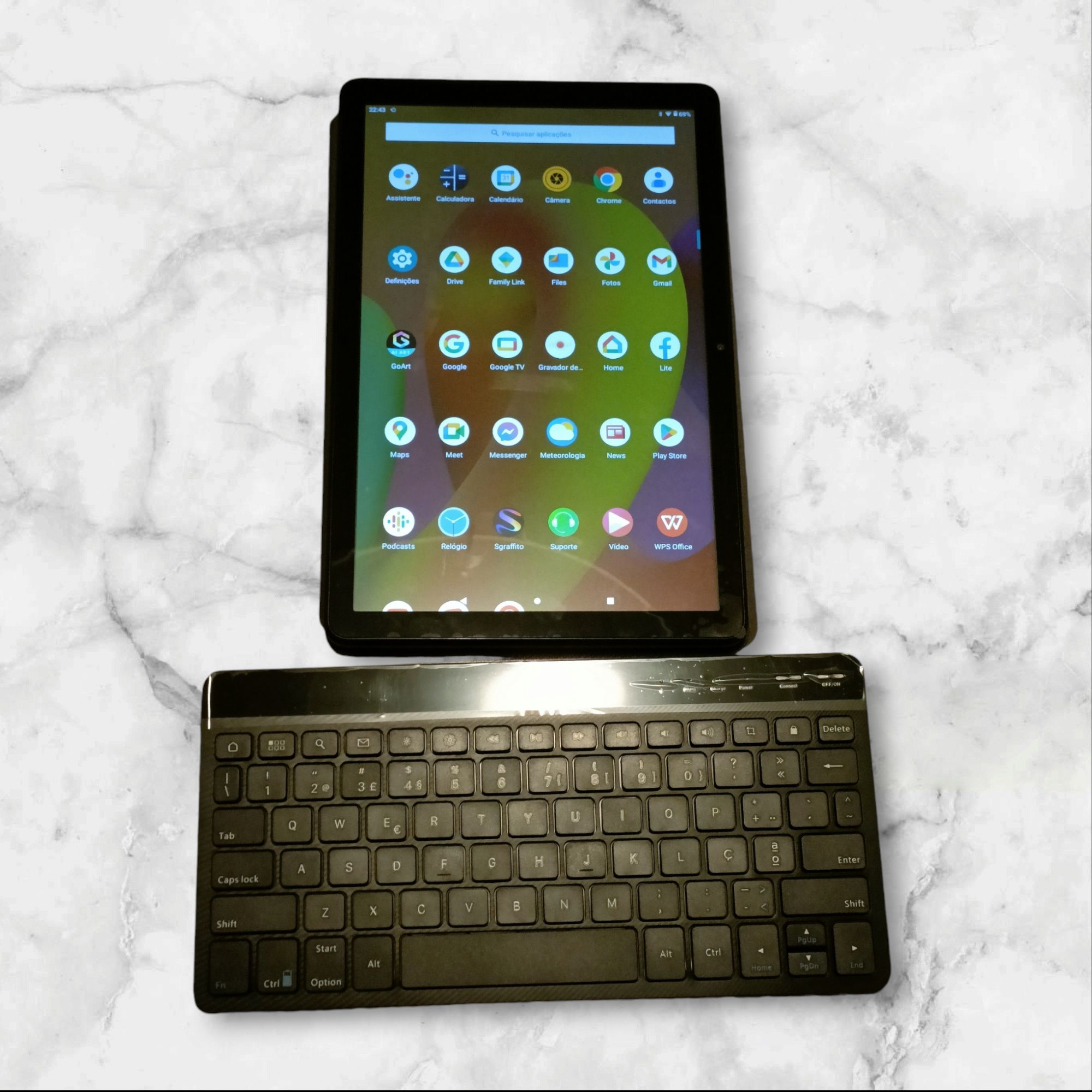 Tablet TCL 10L WiFi preto + Capa + Teclado (10.1'' - 32 GB - 2 GB RAM