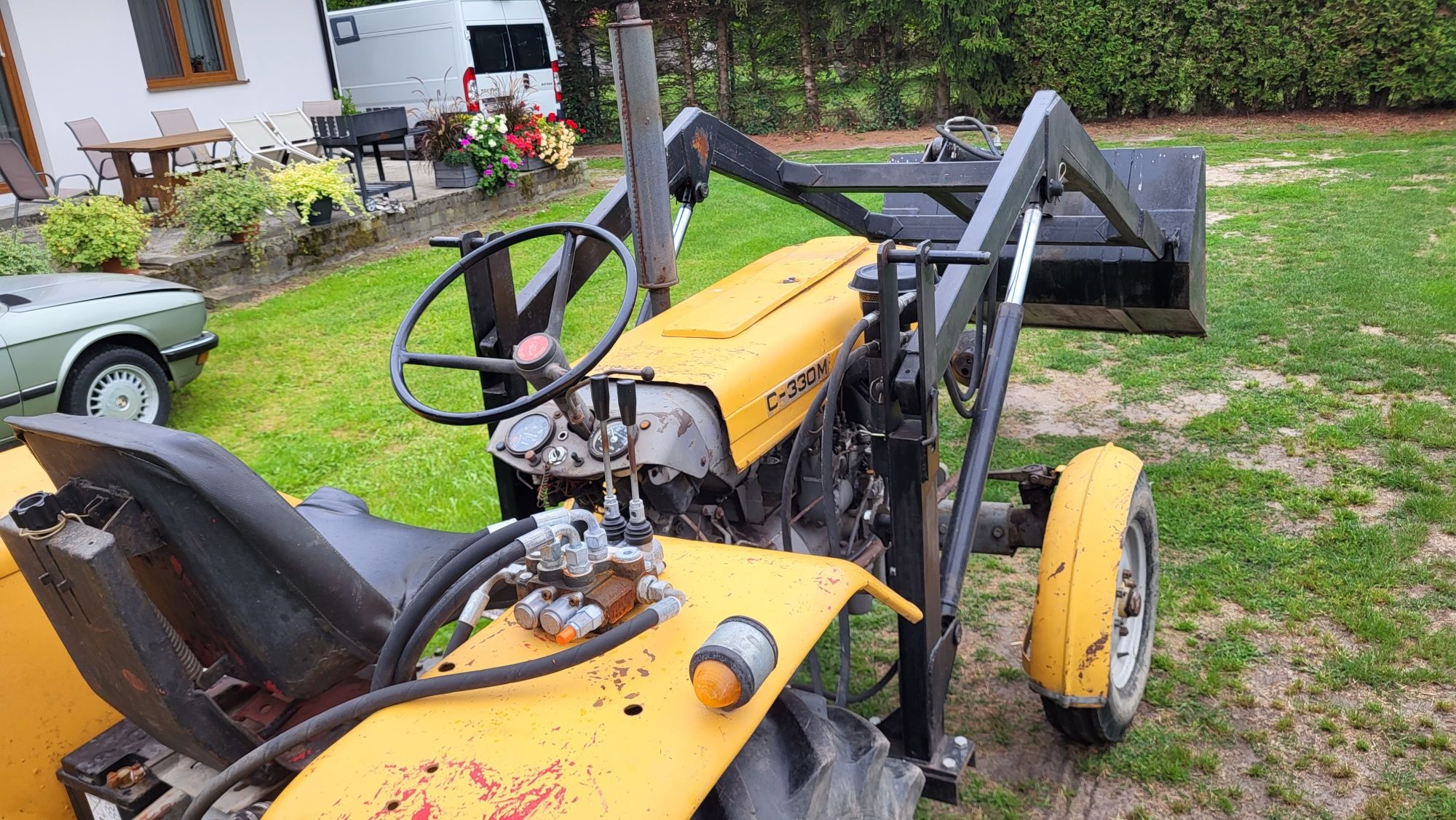 Ciągnik Traktor C330M z Turem+ Sprzęt