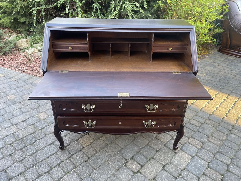 Sekretarzyk w stylu ludwikowskim brązowy Ludwik XV