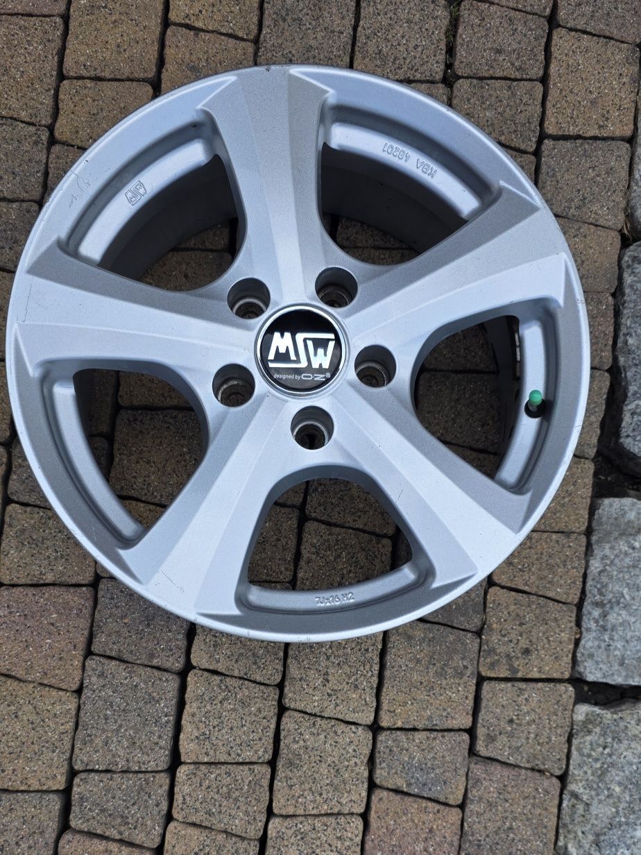 Felgi aluminiowe, używane. Toyota Avensis.