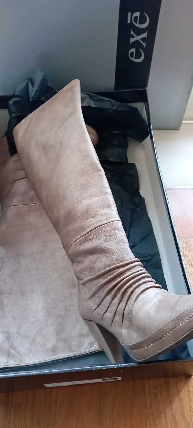 Botas Exē 35, Camel