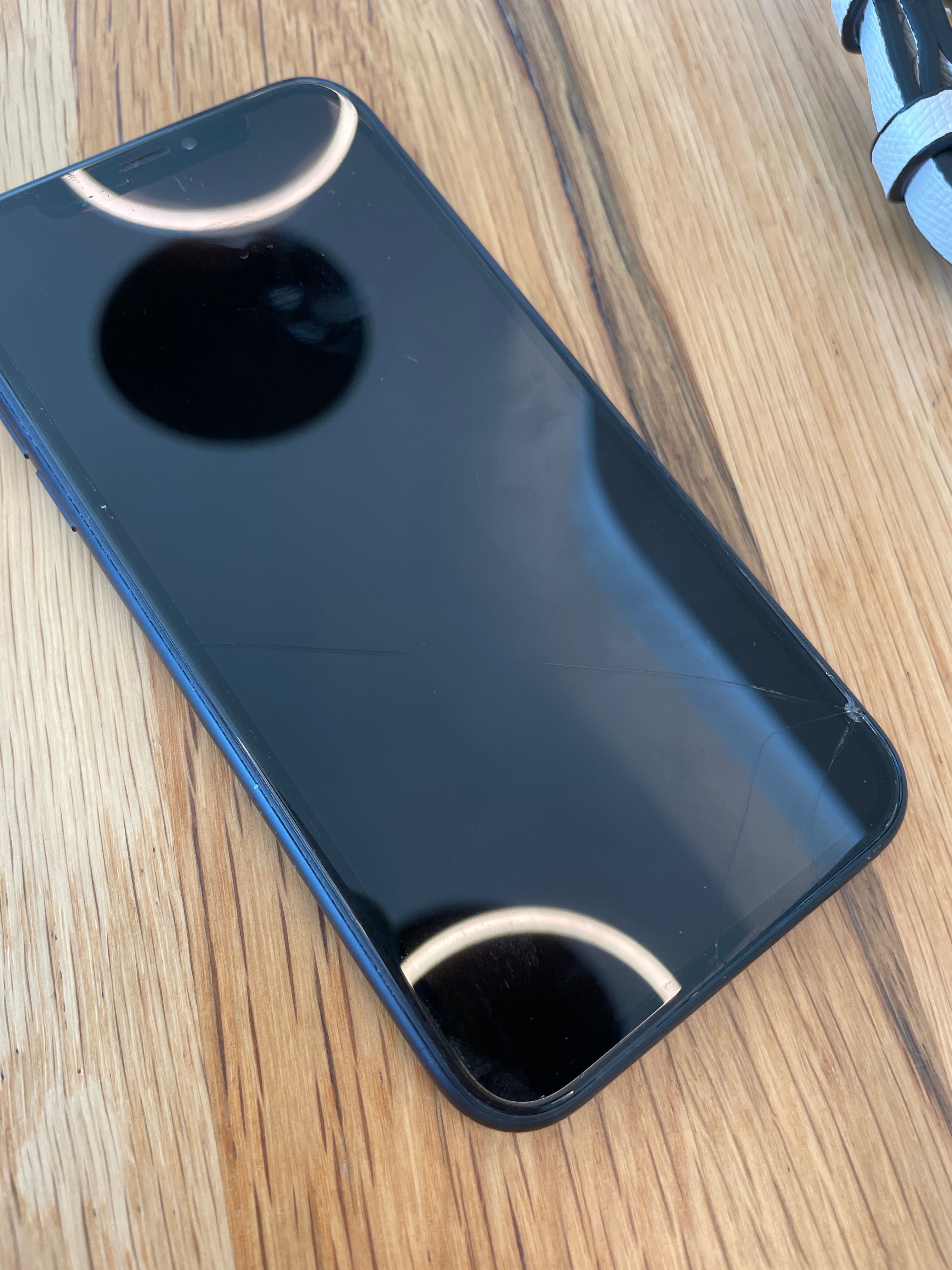 iPhone XR 128g preto