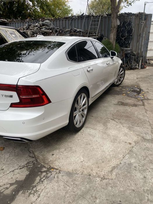 Запчастини volvo s90 t8 hybrid
