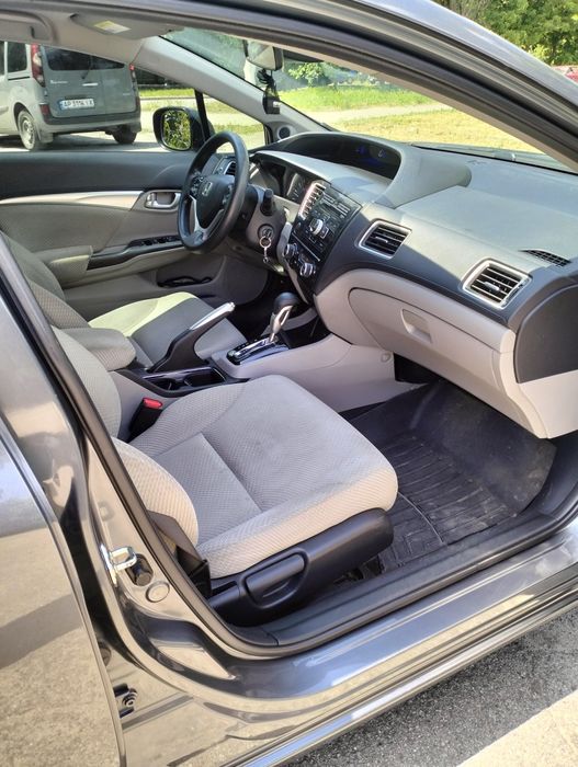 Honda civic hybrid 13 року