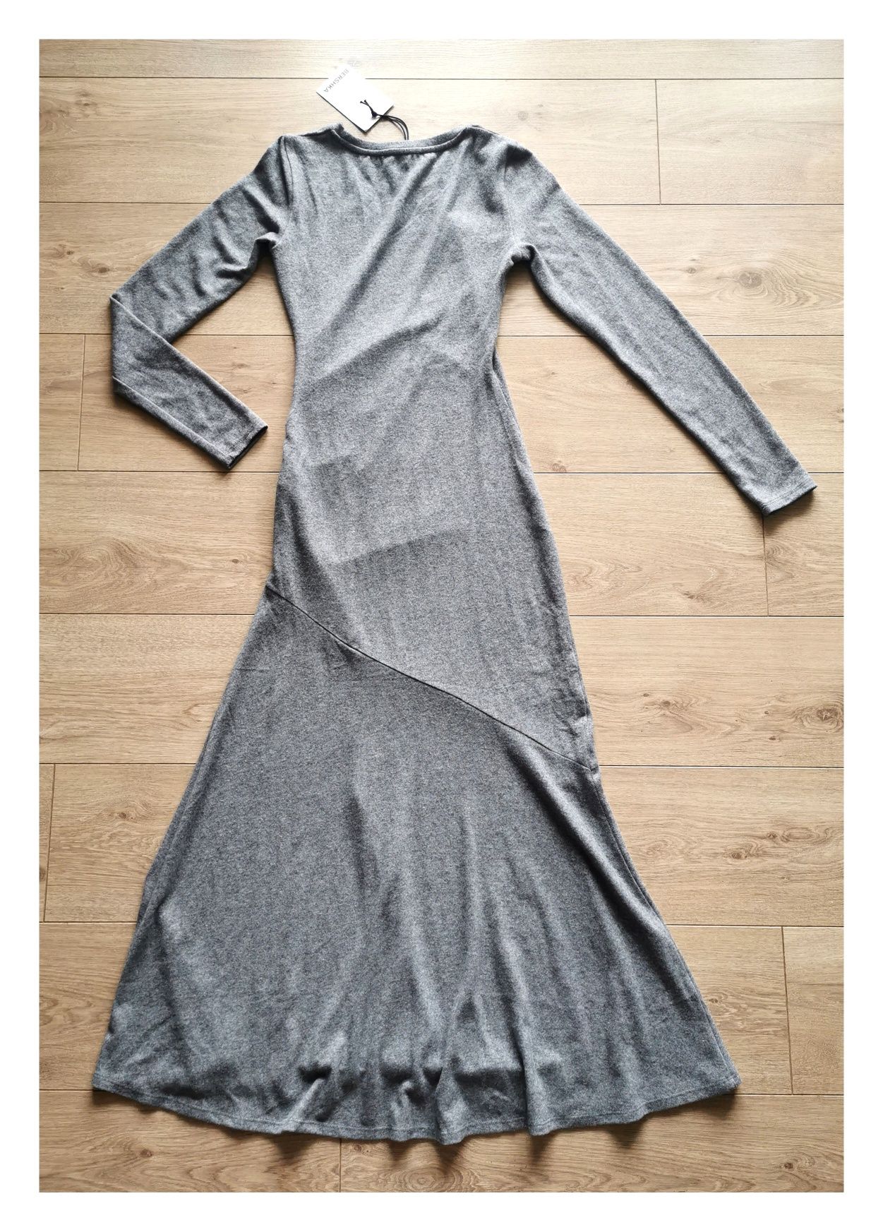Ciepła długa sukienka Bershka (S/36) #szara #dopasowana #kobieca