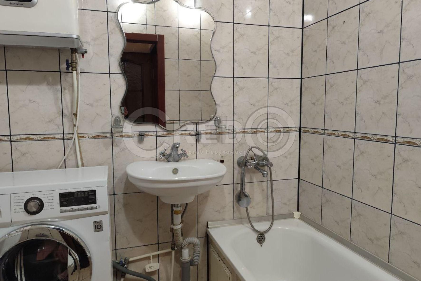 Продаж 2кімнатної квартири з "автономкою". Провулок Бульварний,15.