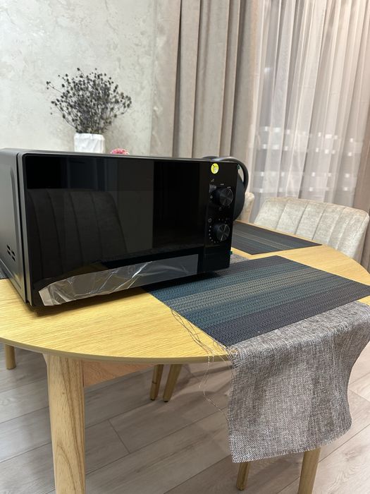 Мікрохвильова піч EMZ421MMK чорний Electrolux