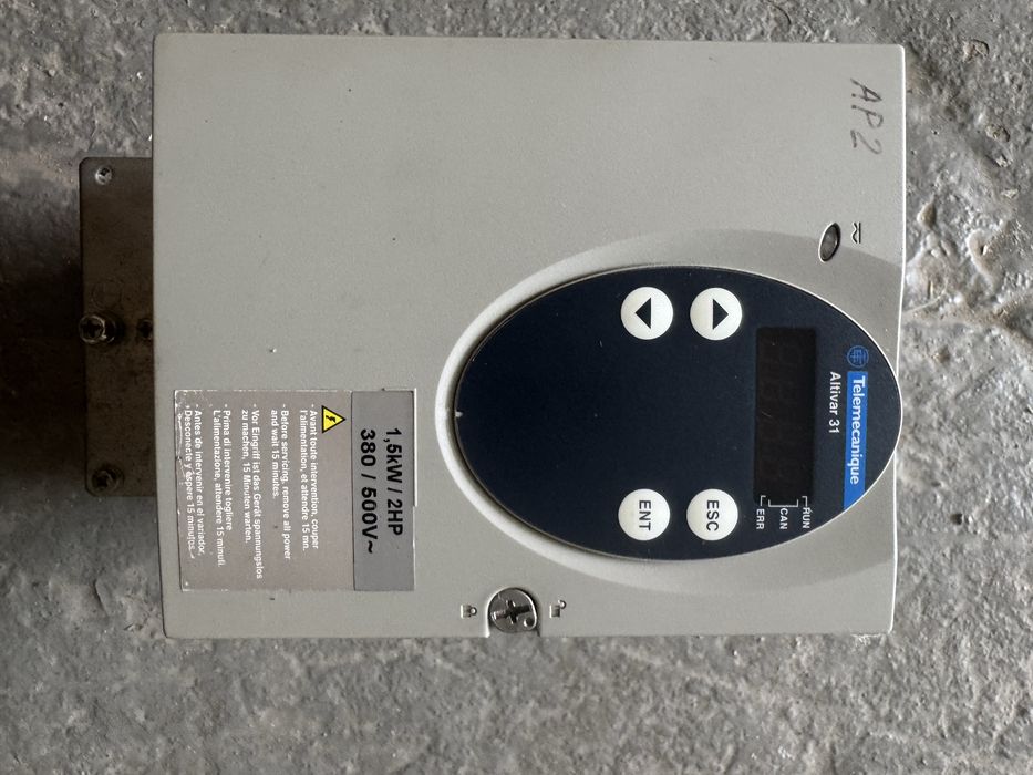 Перетворювач частоти 1.5kW. Преобразователь частоты. Частотник.