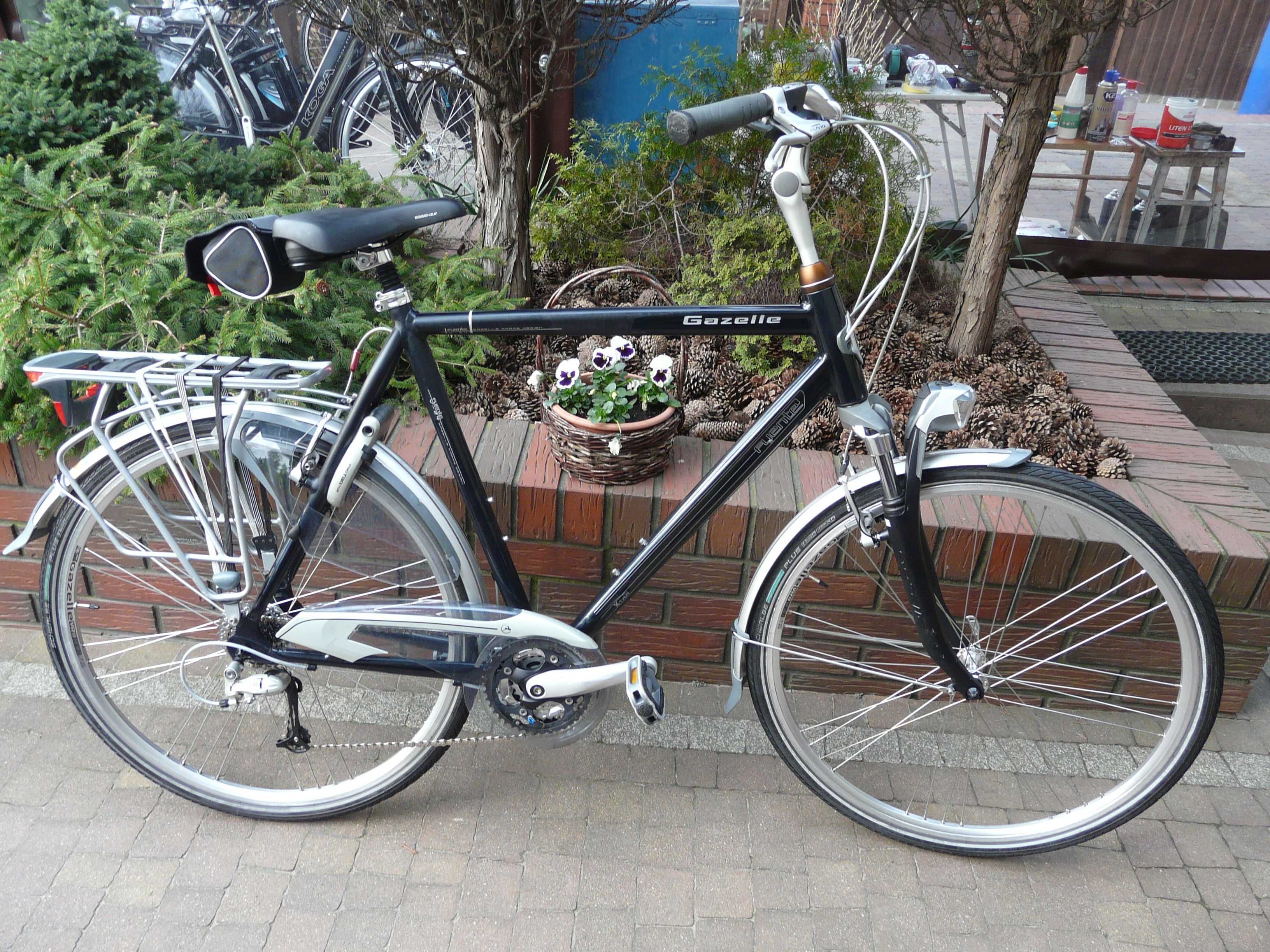 Rower trekingowy GAZELLE Fuente 28"/61 sprawny,ładny Niderland
