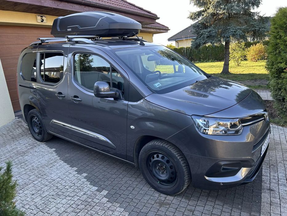 Toyota Proace City Verso Toyota Proace City Verso Long 1.5 D-4D Family - 7 miejsc