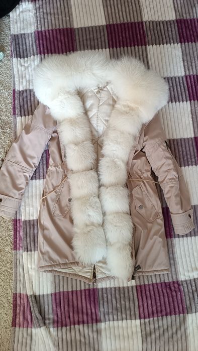 Парка з натуральним хутром