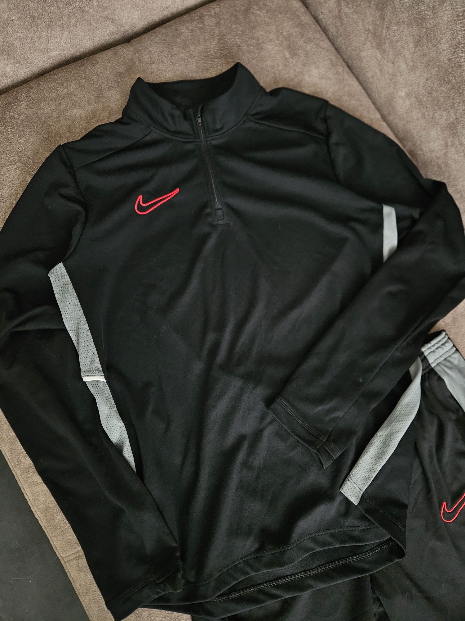 Спортивний,тренувальний костюм NIKE SPODNIE M NK DF ACD25 PANT