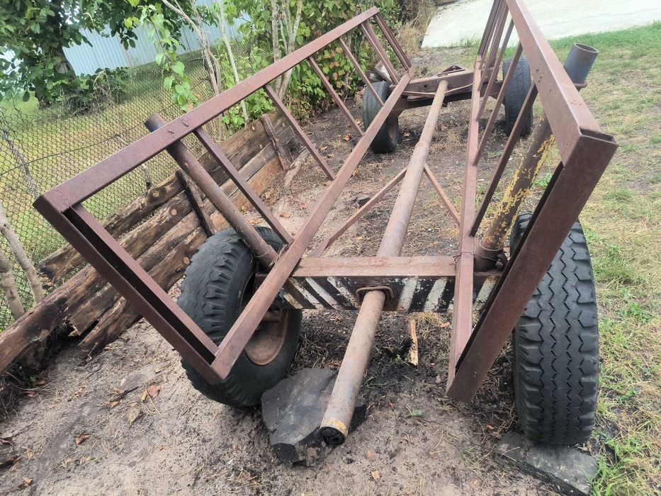 Міцний віз до трактора