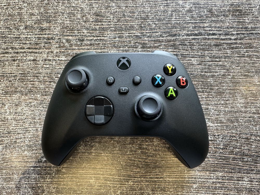 Pad Xbox Series S/X 1914 + pudełko