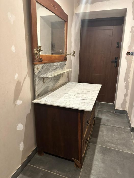 Witam Sprzedam szafkę