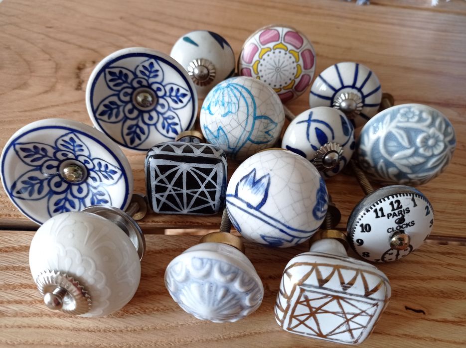 Śliczne ceramiczne gałki meblowe ręcznie malowane gałki do mebli