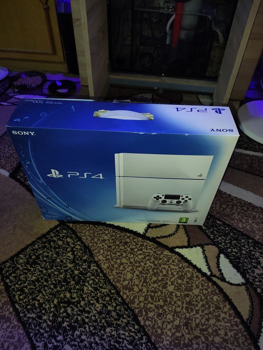 PS4 Konsola biała